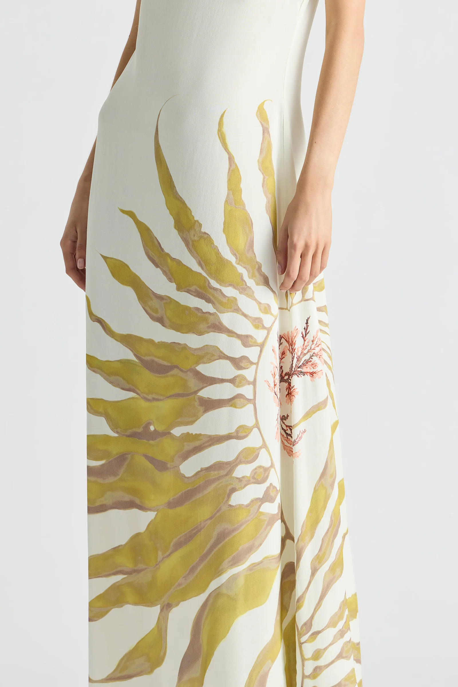 FREEFALL NETTED OVERLAY GOWN - Image 9