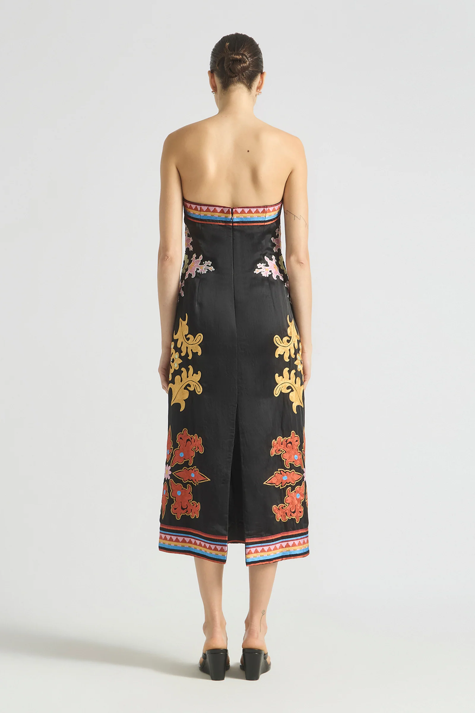MOONLIT SCULPTURAL BODICE DRESS - Image 4