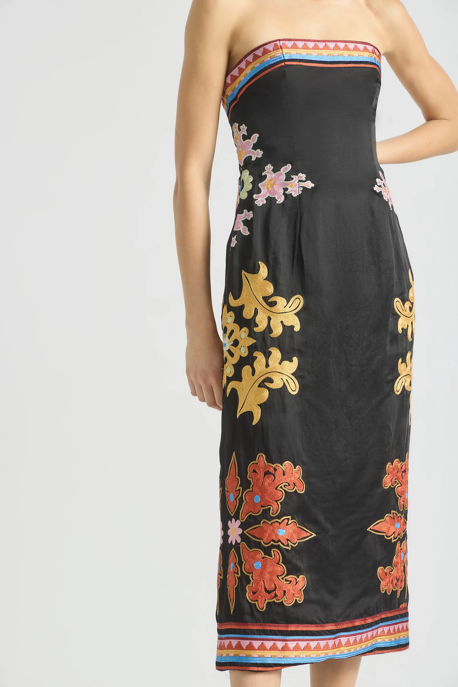 MOONLIT SCULPTURAL BODICE DRESS - Image 6