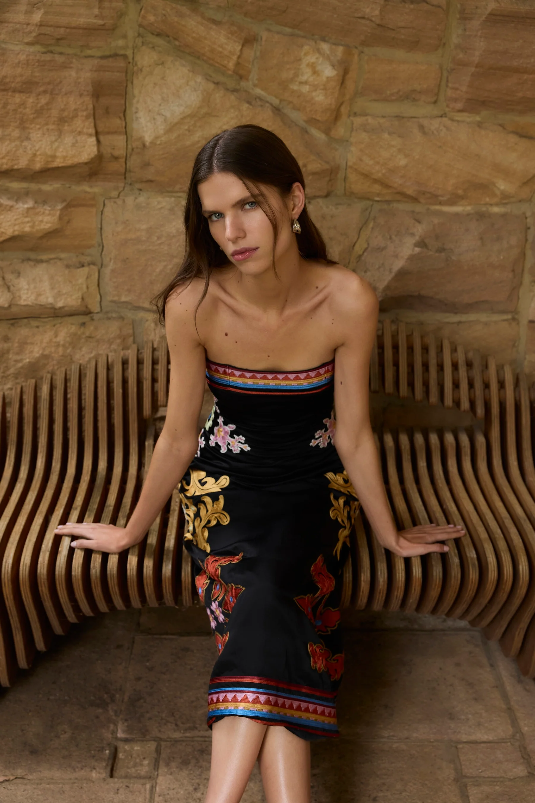 MOONLIT SCULPTURAL BODICE DRESS - Image 9