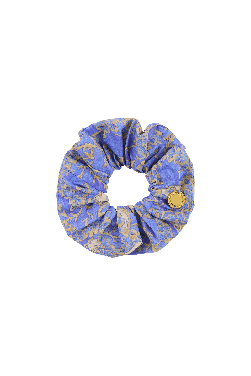 SCRUNCHIE SHAKER